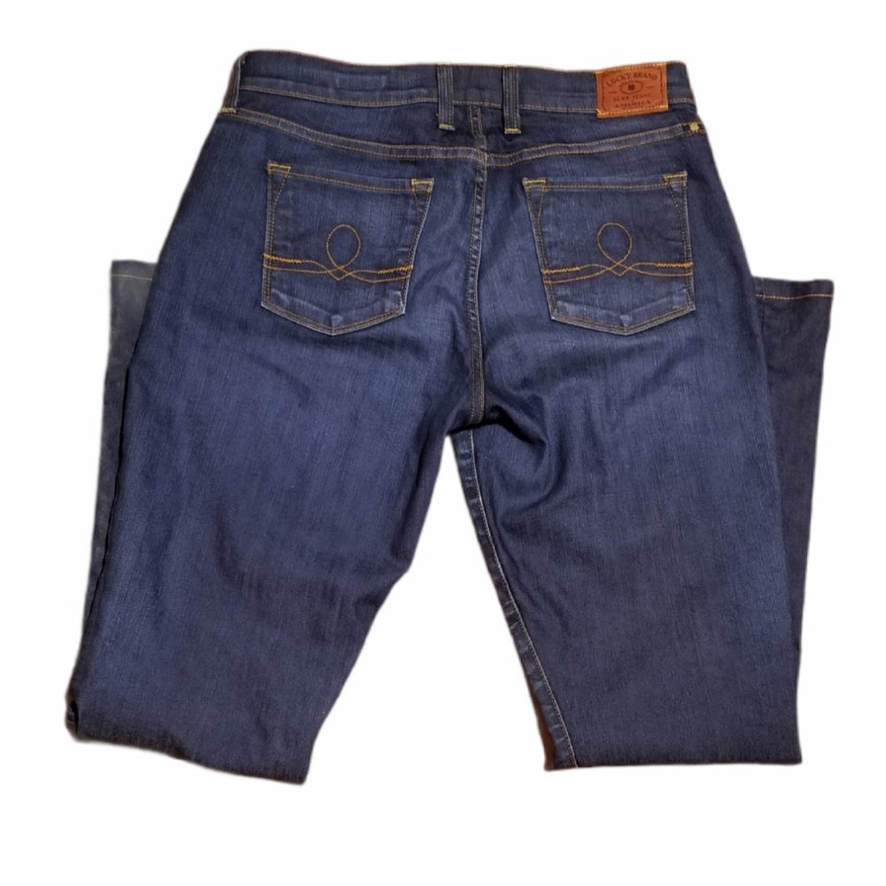 Women's LUCKY BRAND Distressed Jeans (Size 8/29)
